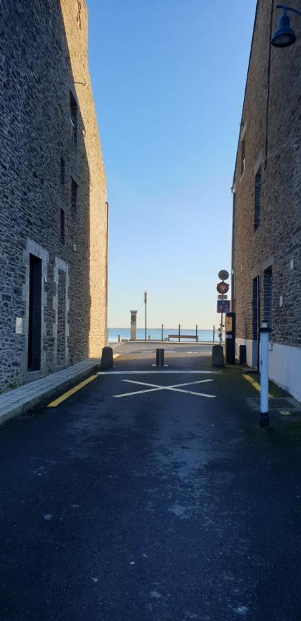 Port De La Houle - Beau 2 Pieces Classe 3 Etoiles Avec Stationnement *